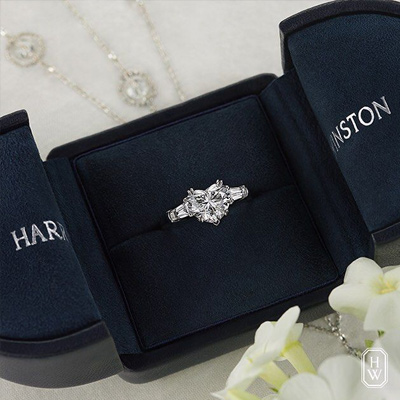 Скупка украшений Harry Winston в Москве