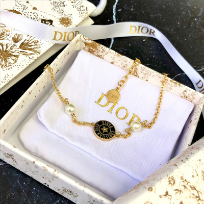 Скупка украшений Dior