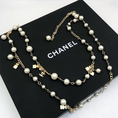 Выгодная скупка украшений Chanel